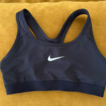 Nike  sports bra size small Photo 0