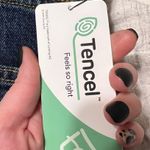 Guess Mom Jeans Photo 3