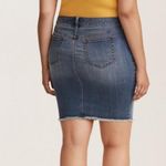 Torrid NWT Denim Mini Skirt | Distressed Medium Wash | 24 Photo 2