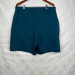 5 for $25| L.L Bean Original Fit Shorts Teal Bayside Stretch Panels Wrinkle Blue Size undefined Photo 2
