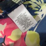 Liz Claiborne Light weight silky soft travel windbreaker floral bomber full zip with pockets Photo 9