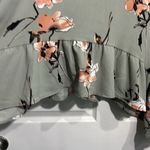 Gibson  Women’s Gray Floral Scoop-Neck Bell-Sleeve  Top -  Size Large Photo 3