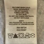 Mountain Hardwear MOUNTAIN HARDWARE grey and white athleisure tank top in size Small. EUC Photo 6