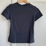 SKIMS NWT  Fits Everybody Short Sleeve T-Shirt in Graphite, size medium Photo 2