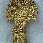 Gold Tone Sheaf of Wheat Tied Bunch Pin Brooch Jewelry Photo 5