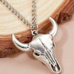 Silver cow skull head with silver chain! New unisex Photo 2
