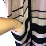 Joseph A Oversized tan and black cardigan Photo 2