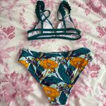 Cupshe tropical floral ruffle bikini Photo 3