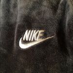 Nike  Sportswear Heritage women's velour tracksuit joggers, black & white, Large Photo 3