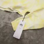 Alo Yoga alo Extreme Cropped Pullover Sweatshirt Yellow White Tie Dye size Medium NWT Photo 4