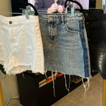 Bundle of 2 skirts & 1 shorts med /lrg Blue Photo 0