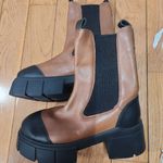 Free People COPY -  Maren Mid Chelsea Boots Size 36. Sh5 Photo 2