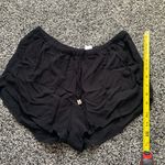 Divided Black Viscose Shorts Photo 5