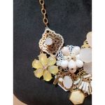Women's Floral Statement Necklace With Gold Chain And Lobster Clasp Lock Jewelry Photo 4