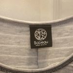 Bobeau FINAL MARKDOWN  be you tiful top xl Photo 1