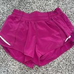 Lululemon Hotty Hot Short 2.5” Photo 0