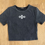 Miss Me  Cropped Tee Distressed Neck Cross Size S Gray Photo 0