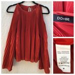 DO+BE DO‎ + BE Cold Shoulder Pleated Blouse Photo 1