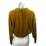 Urban Outfitters Women's Gold Velvet Velour Long Sleeve Cropped Sweatshirt XS Photo 1