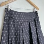 Lord and Taylor  Silk Pleated Navy Blue Skirt size 6 Photo 4