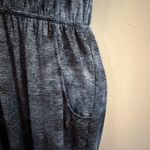 KAVU  ladies lightweight dress with pockets Size XSmall Photo 3