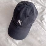 47 Brand New York Yankees Small Logo Baseball Cap (Navy Blue) Photo 0