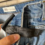 ZARA The 90s Bermuda Denim Distressed Raw Hem Jean Shorts Womens Size 10 Photo 7