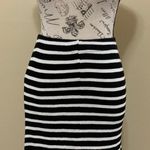 BCBGMAXAZRIA MAXAZRIA Black & White Striped Maxi Skirt Size XL Photo 6