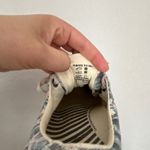 Taos Floral Print Canvas Sneakers Casual Lace Up Women's Shoes tropical resort Green Size 7 Photo 5