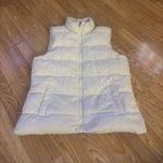 Time & Tru Puffer Vest Size Small White Photo 2