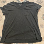 Universal Threads Universal Thread T-Shirt Photo 0