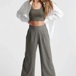 Quince  Dark Grey Cropped Size XL Pants EUC Photo 0