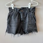 ZARA Women’s High Rise Gray Black Denim Paper Bag Distressed Jean Shorts Size 6 Photo 1