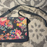 Vera Bradley  Pretty Posies Turnabout Flap Crossbody Messenger Bag Adjustable ⭐️ Photo 0
