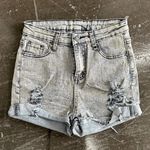 Distressed High Photo 0