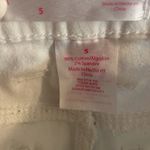 No Boundaries  low waste white jeans Photo 2