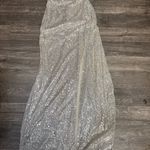 Elegant Gold Sequin One Photo 1