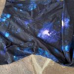Old Navy  Black Blue Galaxy Elevate Athletic Leggings with Cosmic Print pockets Photo 4