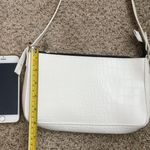 White Messenger Bag Photo 4