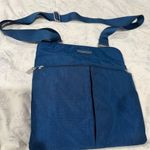 Baggallini Horizon Crossbody Bag Pacific Blue Adjustable Unisex Medium Photo 0