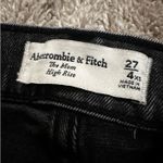 Abercrombie & Fitch Abercrombie Mom Jeans High-Rise Photo 2