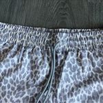 Johnny Was NWT Calme White Grey Multi Animal Print Elastic Waist Shorts Sz Large Photo 6