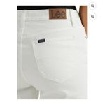 Lee Womens 16 White Mid Rise Regular Fit Denim Capri 22" Inseam NWT Photo 8