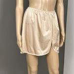 Vanity Fair Vintage  Half Slip Short Med Beige Tan Nylon 11760 Lace Slit 16" Photo 1