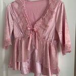 Cute chic satin lace trim short sleeve top Pink Size M Photo 1
