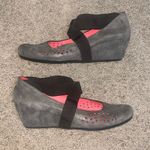 Pas de Rouge Italian Handmade Suede Perforated Wedge 37.5 Brown Size 6.5 Photo 1