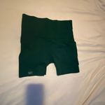 Set Active  green shorts seamless Photo 2
