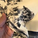 It Michaa Black & White Floral Silk Pencil Skirt Womens 2 Quiet Luxury Modest Photo 5