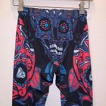 Black Diamond skull print stretchy pull on ankle length leggings Photo 4
