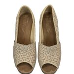 Toms Strappy Cork Wedge Sandals Sz 7 Beige Ikat Canvas Peep Toe Espadrille Boho Photo 2